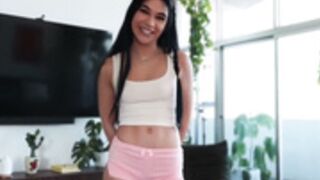 Delilah Dagger Gets Creampied By Girthmasterr