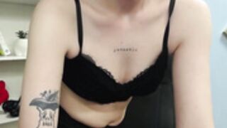 desire_olivia NN 1st bra show