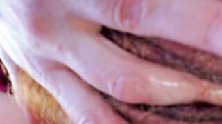 SeductiveFoxy wet pussy-ZOOM