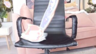 hollyextra squirt to cam ticket show