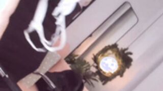 hollyextra powerful squirt ticket show