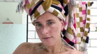 preggo mature show milk live