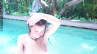 mon1_day squirt show in the pool 06-05-2026