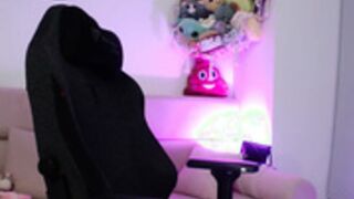 A6BC7E maryjane3_14 plays with fuck machine