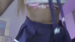 inti_pink 2025/09/23