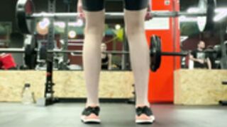 Miss_kriss squats in leggins