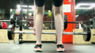 Miss_kriss squats in leggins