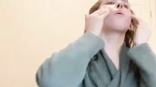 lilbabyycoco - shaved kitty