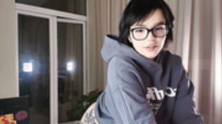 aavee boobs ass pussy fingering