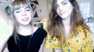 ashleytea and canadian friend