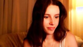 PetiteeBratt second stream on MFC (new model)