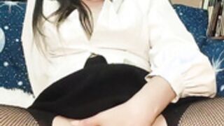 20260515 - LoveFoxyQueen_1 plays with herself
