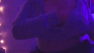 Sandysun nice boob tease