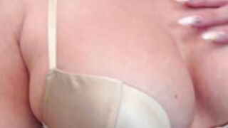 SkettyLurker - Golden silky lingerie