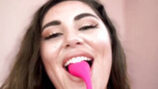 Lovely_beast cowgirl riding dildo squirt show