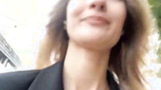 -lana-chester- flashed booba to a stranger