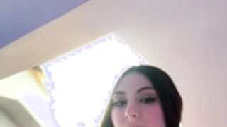 Chiickychick Asshole