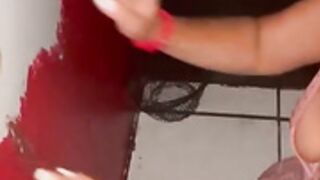 Mssweettea first gloryhole