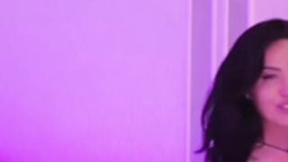 Jenniferwild69 XloveCam 2026-05-12_23-45-36