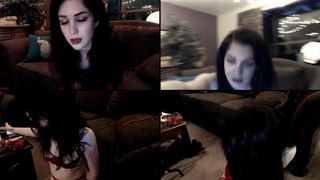 Evelynclaire putting on a lil dnce and spitting for her boo in cam recording 2017-06-28_093542