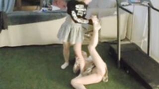 Julmodels House Orgy: 1 - Get the Party Started