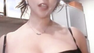 REINA Live Stream