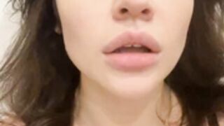 South_Carolina squirting in a public toilet 2