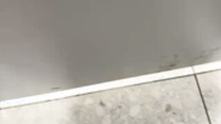 South_Carolina squirting in a public toilet
