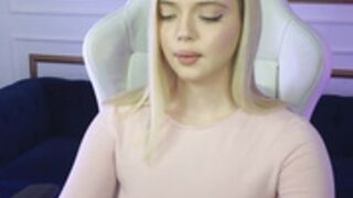 CassyCelestial.lovelykiss054_2024-08-22_08-34.Part 1
