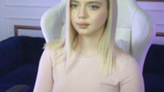 CassyCelestial.lovelykiss054_2024-08-22_08-34.Part 1