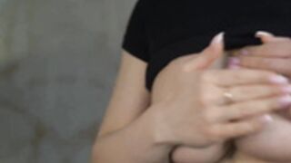billie tits