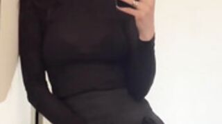 Electric Joanna - Masturbation in stockings