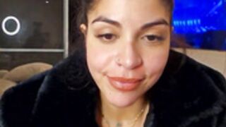 Yaaaaanee2 - flashing big tits 20260531