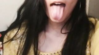 Hinawynne Ahegao in Eastern Clothes
