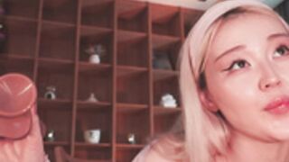 seduza_hyun sloppy dildo blow job