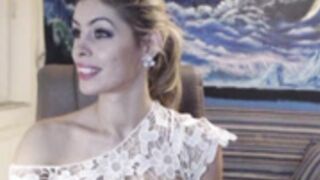 Blonde4pasion public throw back