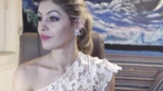 Blonde4pasion public throw back