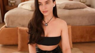 roxy_blue_eyed 52