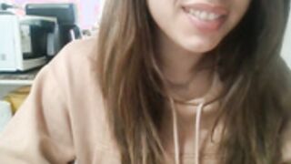 Leiagtv nip peek