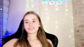 roxxxie_reid 6-16-26