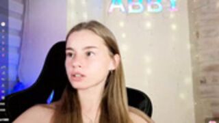 roxxxie_reid 6-16-26