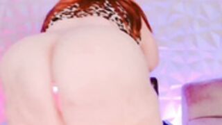 bigtits-piggy