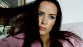Courtney 48