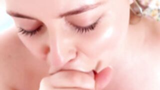 Ava Nicks - Sextape With Facial