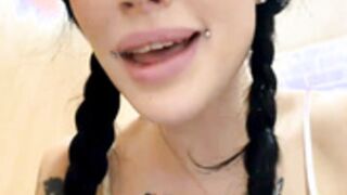 Melissa_crazy in public toilet