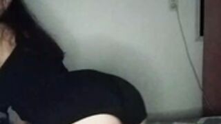 memiii mostrando las tetas