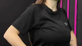 SEXYDIXY modell Hallno591 in GYM bigtits