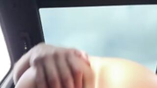 JuicyFruits93 fuck pussy in car