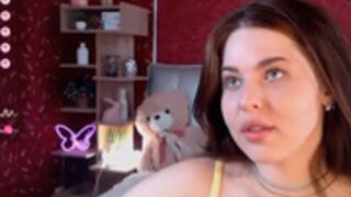Julie Heets before and now
