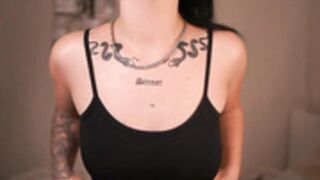 983 - Pauline_2005